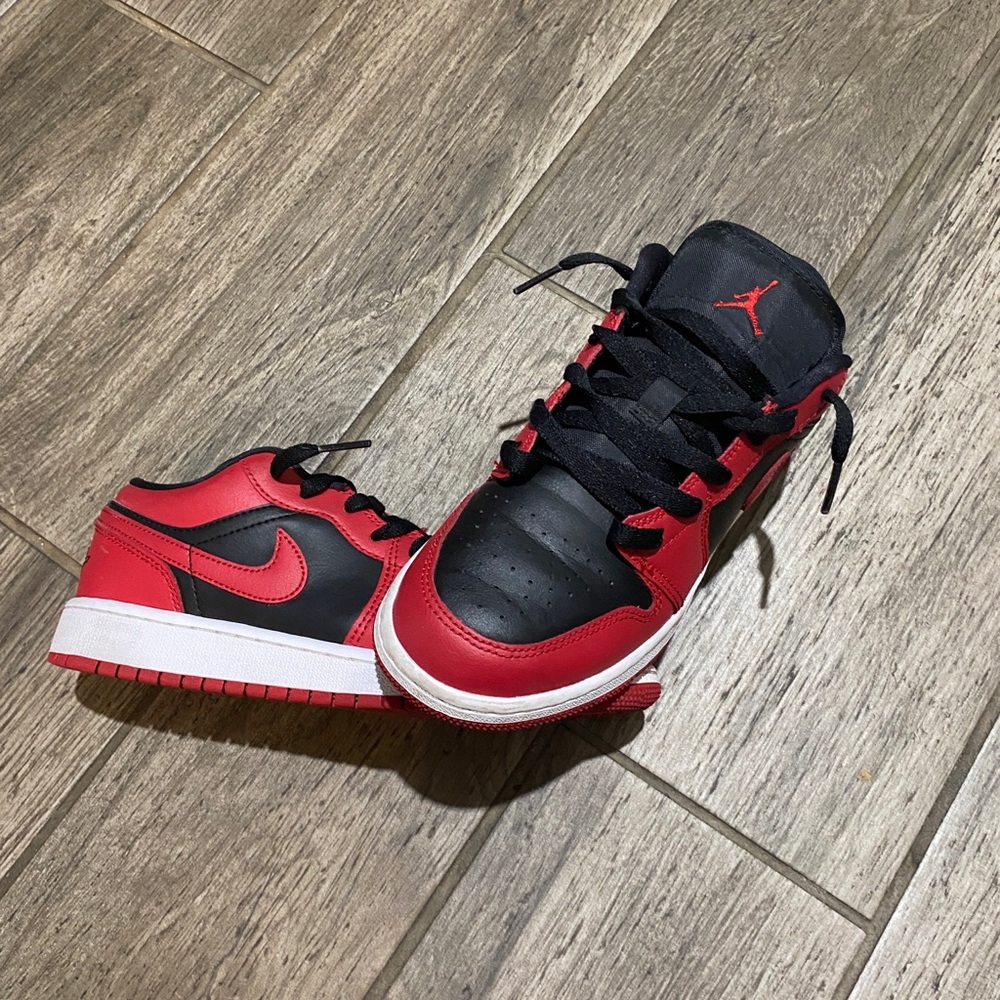 Nike Air Jordan 1 Low Reverse Bred